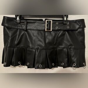 Fashion Nova Black Mini Skort